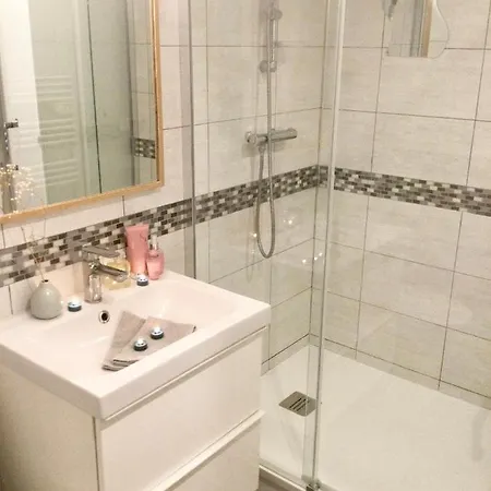 Sara Apartmán Chennevières-sur-Marne